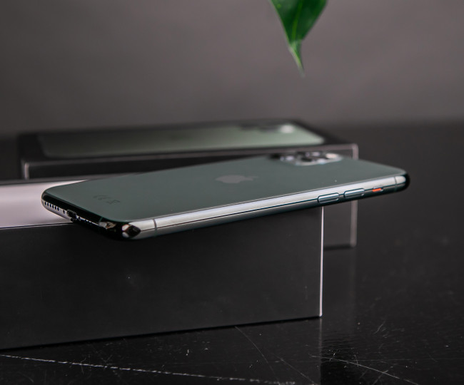 iPhone 11 Pro 64gb, Midnight Green (MWC62) б/у